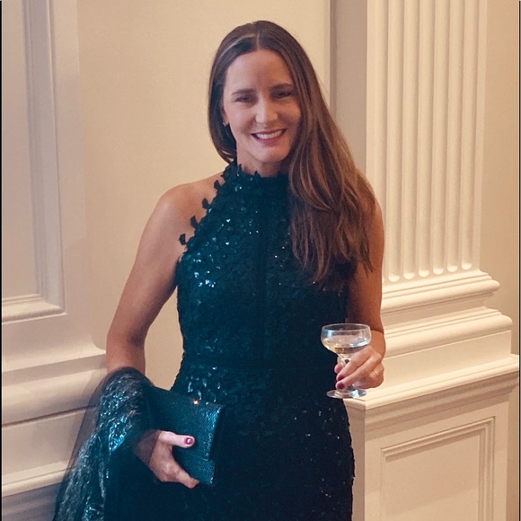 Meet your Posher, Lara - Picture 3 of 3